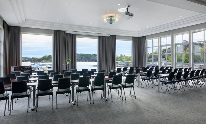 Tjome Hôtel | 100 m² Hôtel ∙ 127 personnes
