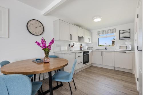 Dartmouth Maison | 101 Norton Park