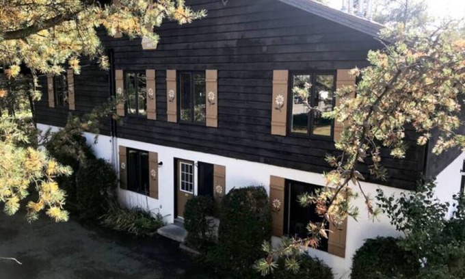 Saint Ferreol les Neiges Copropriété | Mont-Sainte-Anne, charmant condo 1 chambre avec air climatisé