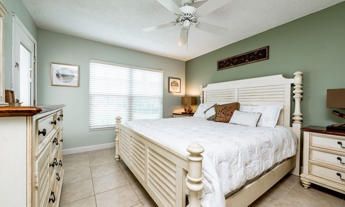 Point East Copropriété | 107 Point East New Rental Oceanfront Complex 2 Bedroom 2 Bath