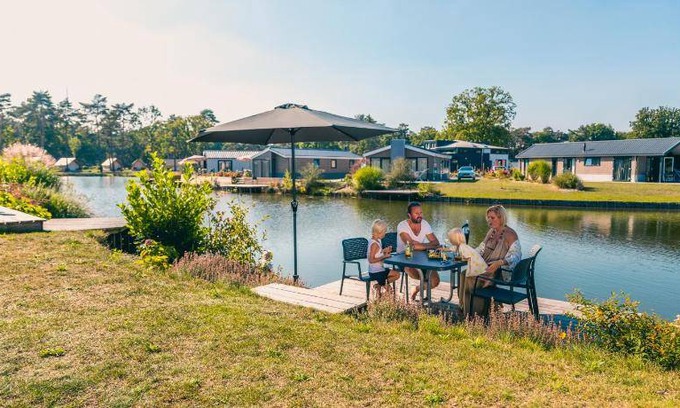 Mol Station Balnéaire | 108 m² Résidence de vacances ∙ 4 chambres ∙ 15 personnes