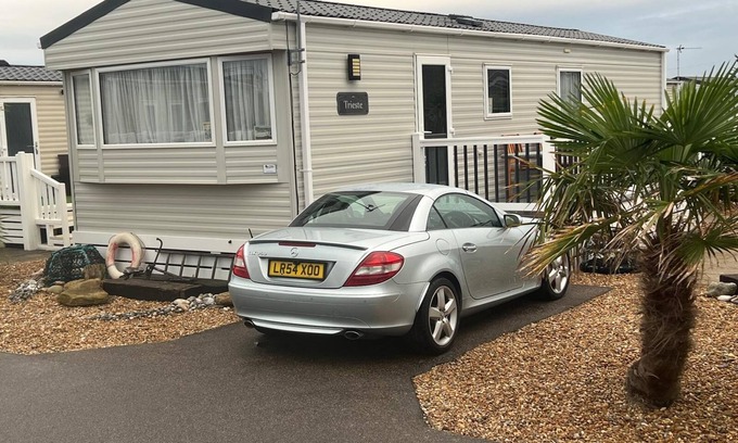 Pevensey Station Balnéaire | 11 Pebble Beach, Eastbourne Rd, Pevensey Bay,