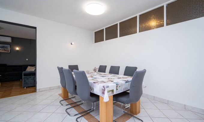 Ljubac Appartement | 111 m² Appartement ∙ 3 chambres ∙ 11 personnes