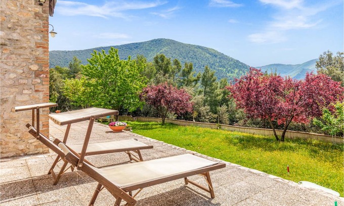 Campello sul Clitunno Appartement | 112 m² Appartement ∙ 1 chambre ∙ 4 personnes