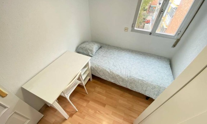 Villaverde Station Balnéaire | 115 m² Chambre privée ∙ 1 chambre ∙ 1 personne