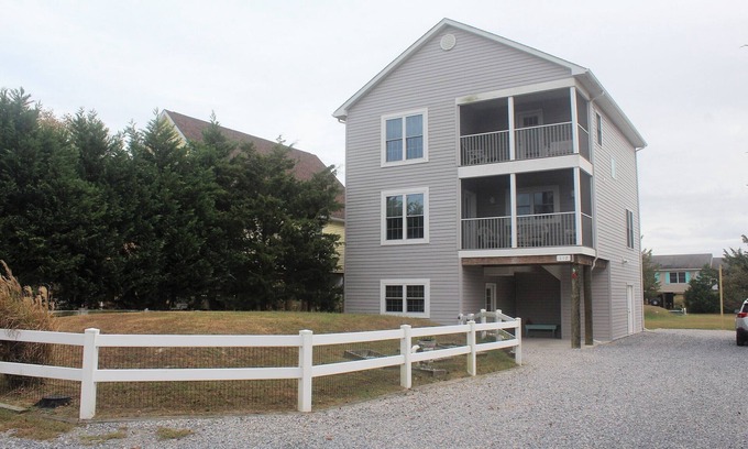Broadkill Beach Maison | 117 Louisiana Avenue * (8): 3 BR / 2. 5 BA à Milton, pour 6 personnes