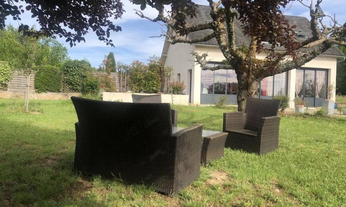 Lissac-sur-Couze Maison | 118 m² Gîte ∙ 3 chambres ∙ 8 personnes