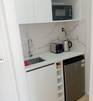 Blockhouse Bay Maison | 11A Addison street home stay