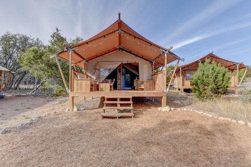 Johnson City Autre | 12 Fires Luxury Glamping #2