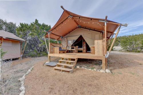 Johnson City Autre | 12 Fires Luxury Glamping #3