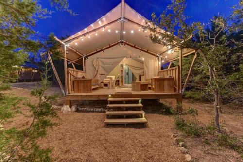 Johnson City Autre | 12 Fires Luxury Glamping #5