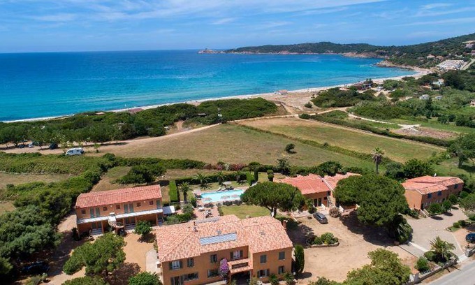 Cargese Hôtel | 12 m² Hôtel ∙ 3 chambres ∙ 6 personnes