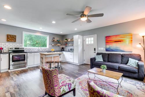 Austin Maison | 12 Mi to Dtwn Austin Guest Cottage with Pool Access