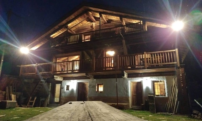 Villard-sur-Doron Chalet De Ski | Chalet 12 personnes avec sauna dans le Beaufortain à proximité des Saisies