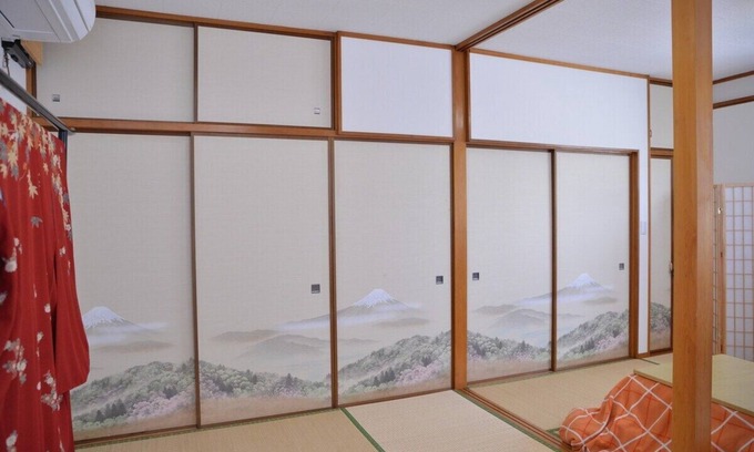 Minamikoiwa Maison | 12 tatami Japanese style room ■ Spacious 3DK ■ Close to the shopping arcade