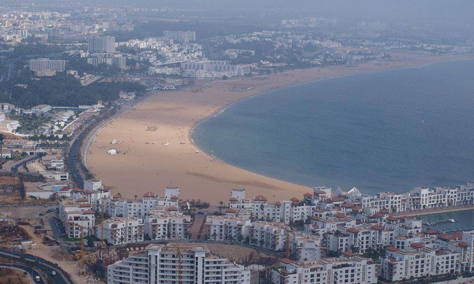 Dcheira El Jihadia Appartement | 120 m² Appartement ∙ 6 chambres ∙ 12 personnes