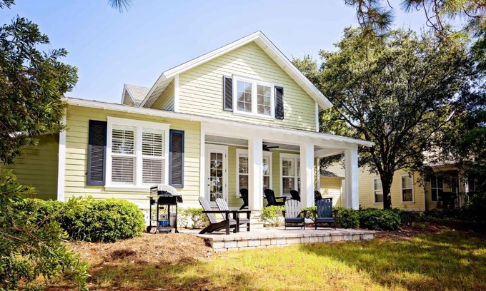 Laurel Grove Maison | 1281 Laurel Grove home