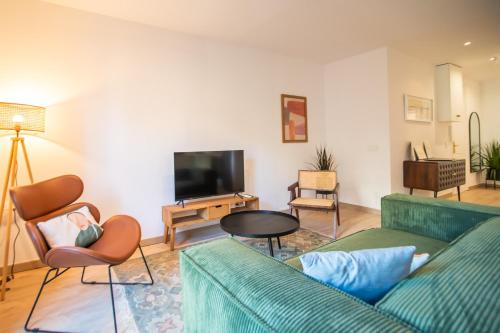 Hostafrancs Appartement | 12CRC1038 - Big & Cozy 2bed Apartment in the city