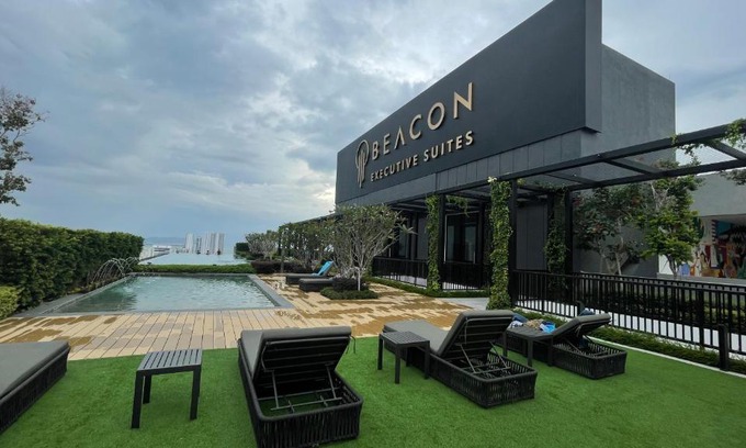 George Town Appartement | 13 Beacon Executive Suites #RoofTopPool #LuxurySuites