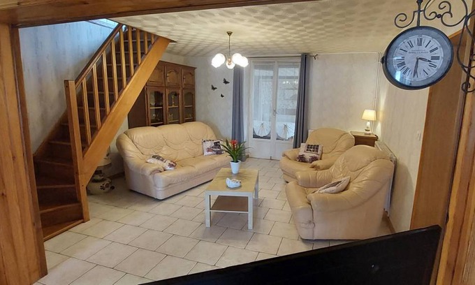 Eteignieres Maison | 130 m² Gîte ∙ 2 chambres ∙ 5 personnes