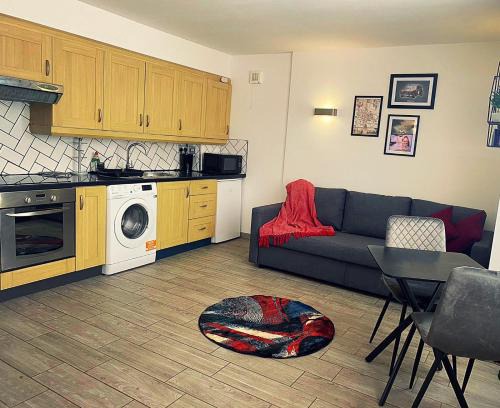 Cowley Appartement | 133 Home