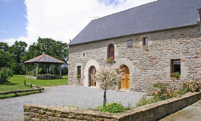 Plouguenast Maison | 135 m² Gîte ∙ 3 chambres ∙ 7 personnes