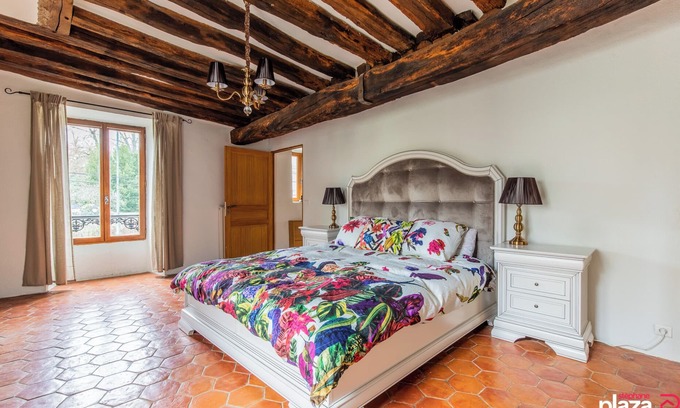 Villemoisson-sur-Orge Maison | 13th Century House outside Paris, proximity autoroutes, RER C, Tramway T12