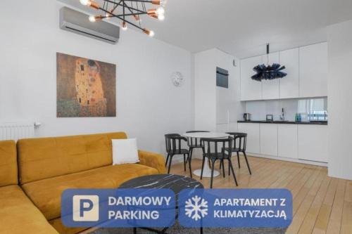 gmina Parzeczew Appartement | 13th Floor Arkadia Apartment by NYX Apart