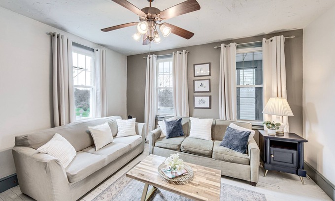 Rossville Maison | 14 Mi to Skiing: Dutch Country 'River Haven' Home