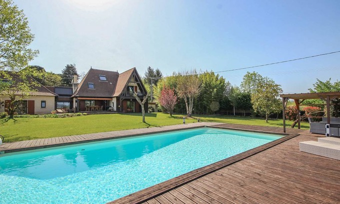 Varetz Maison | 140 m² Gîte ∙ 3 chambres ∙ 5 personnes