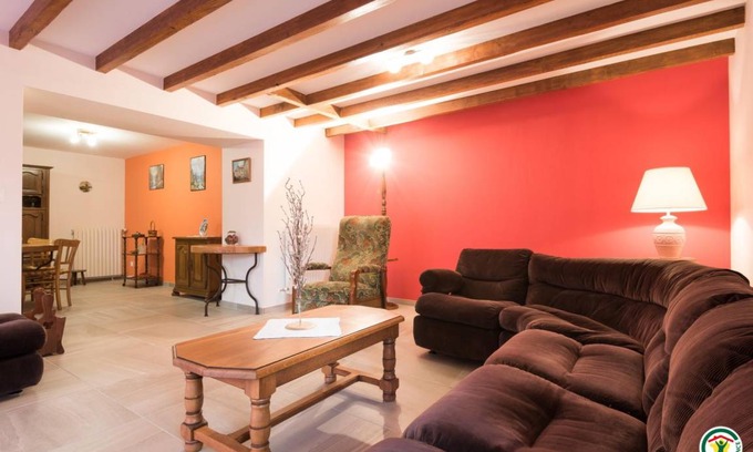 Epinouze Maison | 140 m² Gîte ∙ 4 chambres ∙ 8 personnes