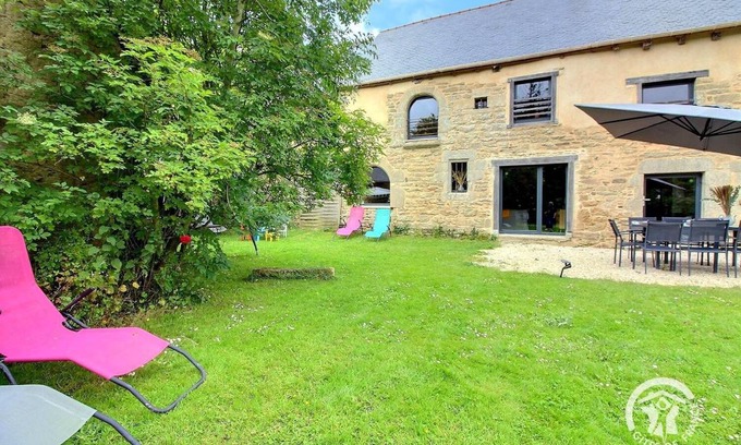 Plumaudan Maison | 140 m² Gîte ∙ 5 chambres ∙ 10 personnes
