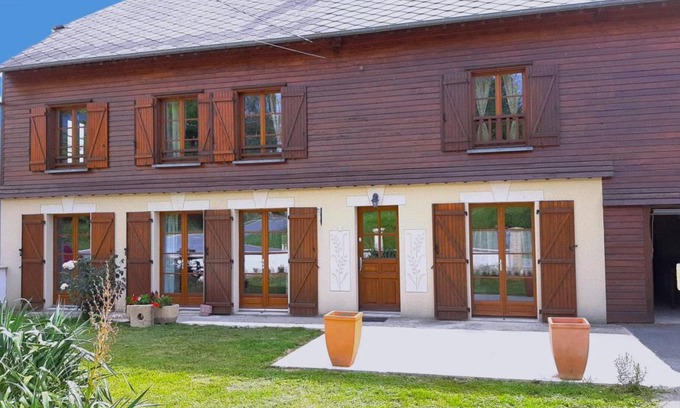 Givron Maison | 140 m² Gîte ∙ 5 chambres ∙ 9 personnes