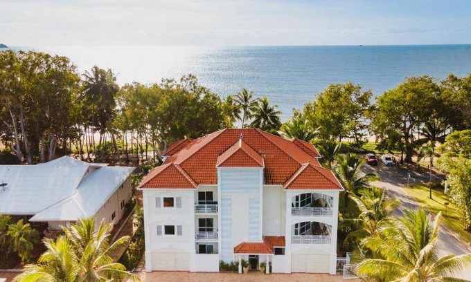 Clifton Beach Appartement | 144 m² Résidence de tourisme ∙ 3 chambres ∙ 6 personnes
