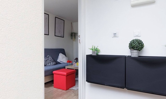 Savigny-sur-Orge Appartement | 15 MIN FROM PARIS/ VILLA ORNELLA