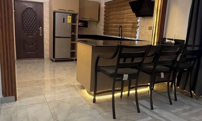 Accra Maison | 15 mins from Airport | 3 BDR house | parking+wifi