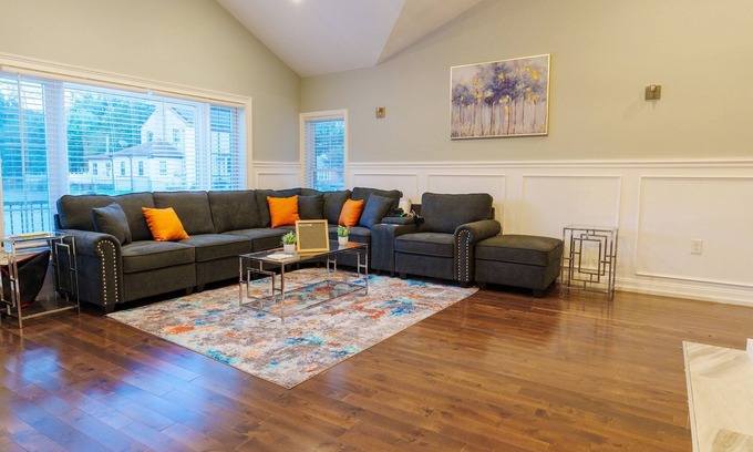 Aston Maison | 15 Mins From PHL International Airport - Modern Rancher Style Home in Chester PA