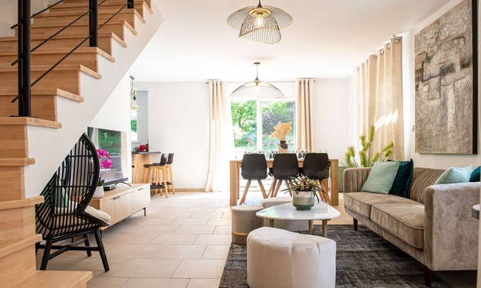Etercy Maison | A 15 mn d'Annecy belle villa 4 CH jardin privé
