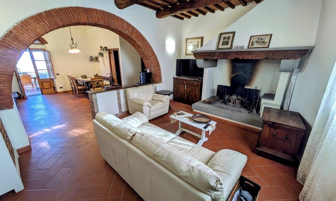 Lastra a Signa Maison | 15 minutes from Florence with large garden and terrace with breathtaking views