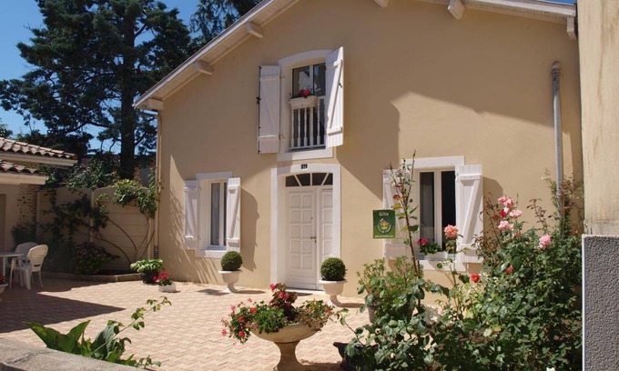 Aire-sur-l'Adour Maison | 150 m² Gîte ∙ 4 chambres ∙ 8 personnes