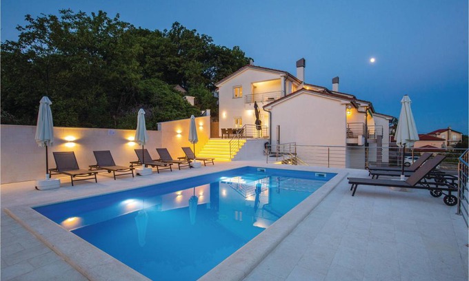 Rubesi Maison | 150 m² Duplex ∙ 4 chambres ∙ 8 personnes