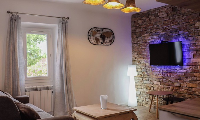 Les Lecques Appartement | A 150mètres de la plage, agréable T2 de 40m², calme, refait à neuf, près de tout