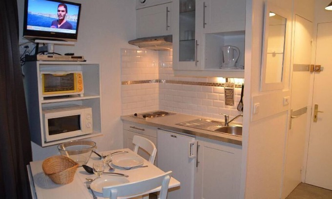 Les Menuires Appartement | 150m du centre station, 3ème étage, télévision, casier à ski, 13m², Les Menuires