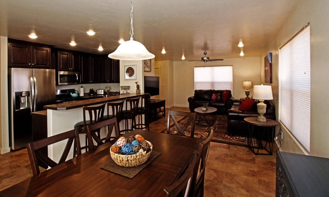 Moab South Valley Maison | DELICATE ARCH DAYDREAM !!
