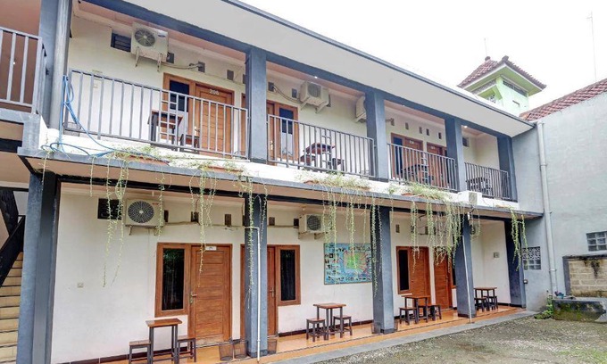Kebumen Hôtel | 16 m² Hôtel ∙ 2 personnes