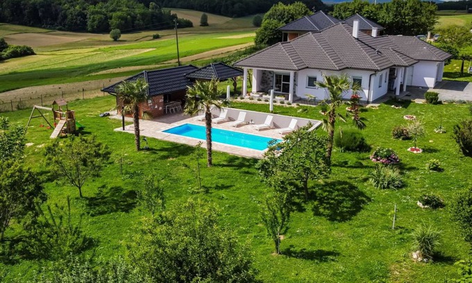 Municipality of Krizevci Autre | 160 m² Logement ∙ 3 chambres ∙ 7 personnes