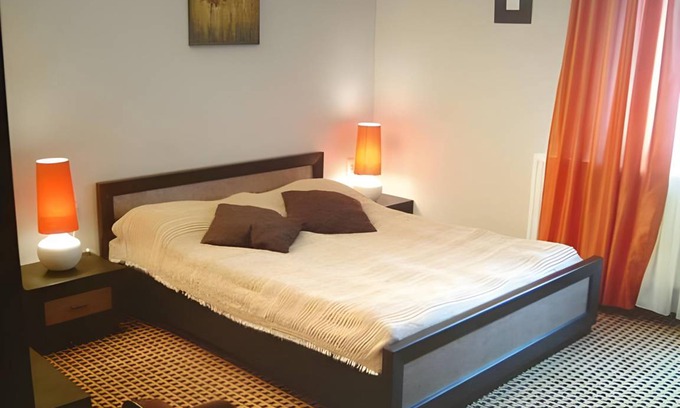 Dunakeszi Lit Et Petit-Déjeuner | 160 m² Chambre d'hôtes ∙ 4 chambres ∙ 13 personnes