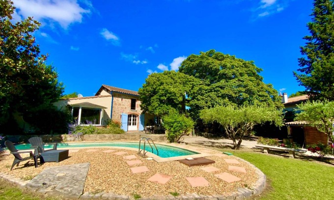 Lodeve Maison | 160 m² Gîte ∙ 3 chambres ∙ 7 personnes