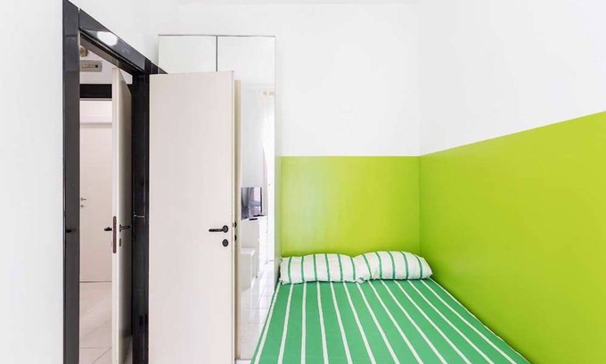Zona Risorgimento Station Balnéaire | 160 m² Chambre privée ∙ 1 chambre ∙ 1 personne