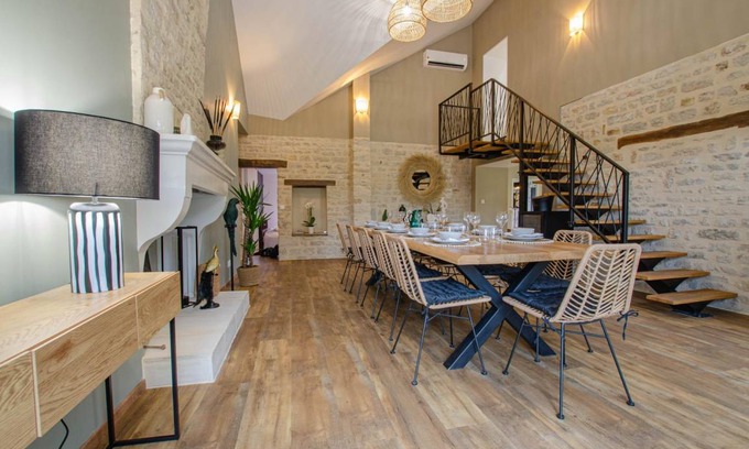 Buxeuil Maison | 161 m² Gîte ∙ 4 chambres ∙ 10 personnes